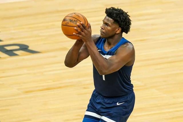 压迫式防守 压迫式防守